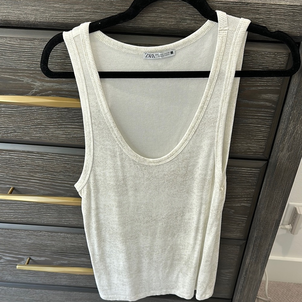 Zara Cream Fitted Sleeveless Tank Top with glitter design